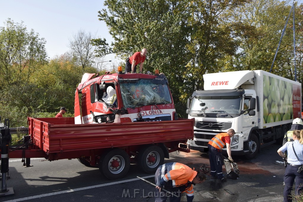 Schwerer VU PKlemm A 57 Rich Innenstadt Hoehe Koeln Chorweiler P157.JPG - Miklos Laubert